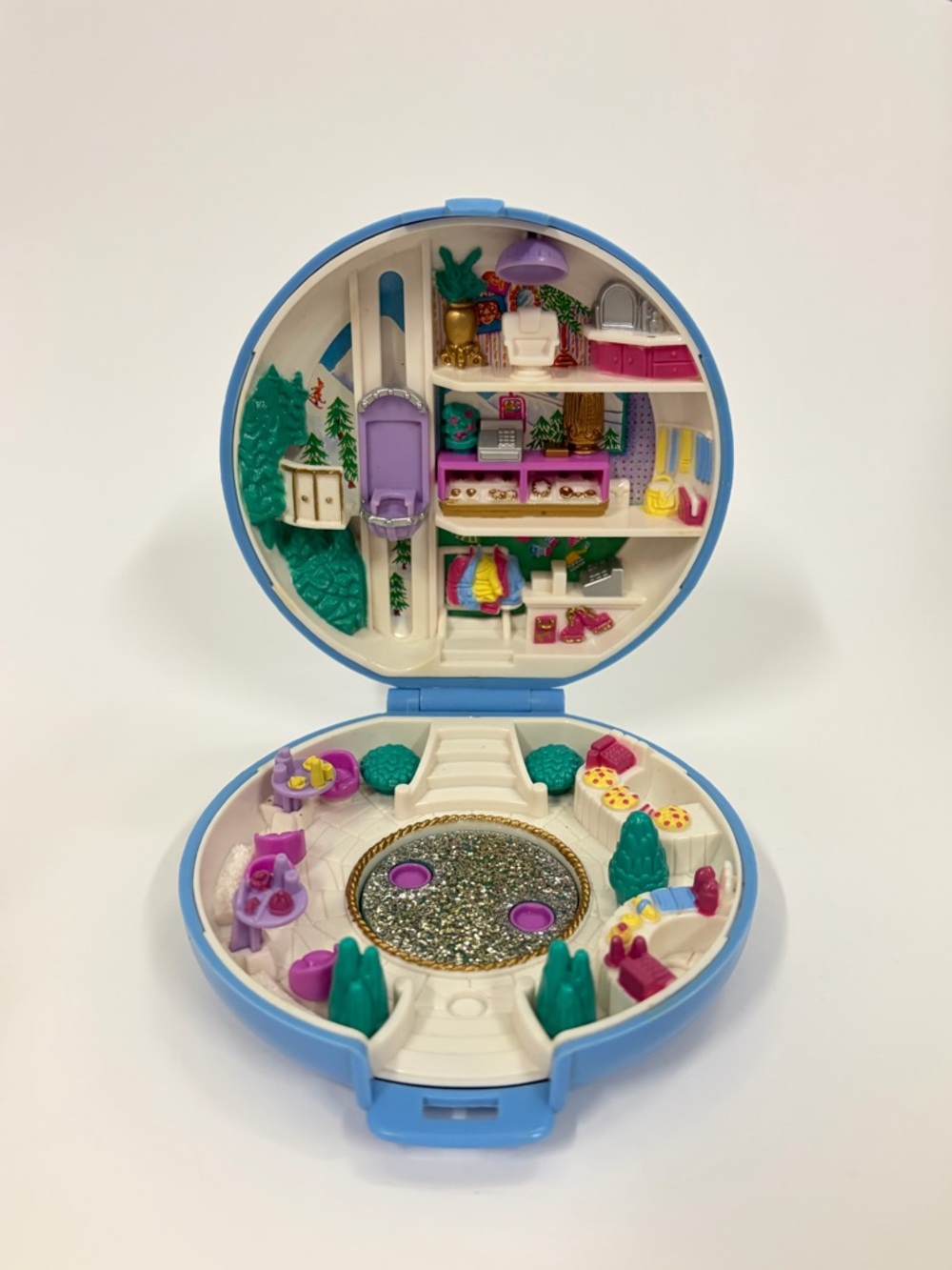 Polly Pocket Ice Skating Party - compact only